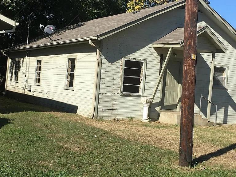 855 27th Street Nw, Paris