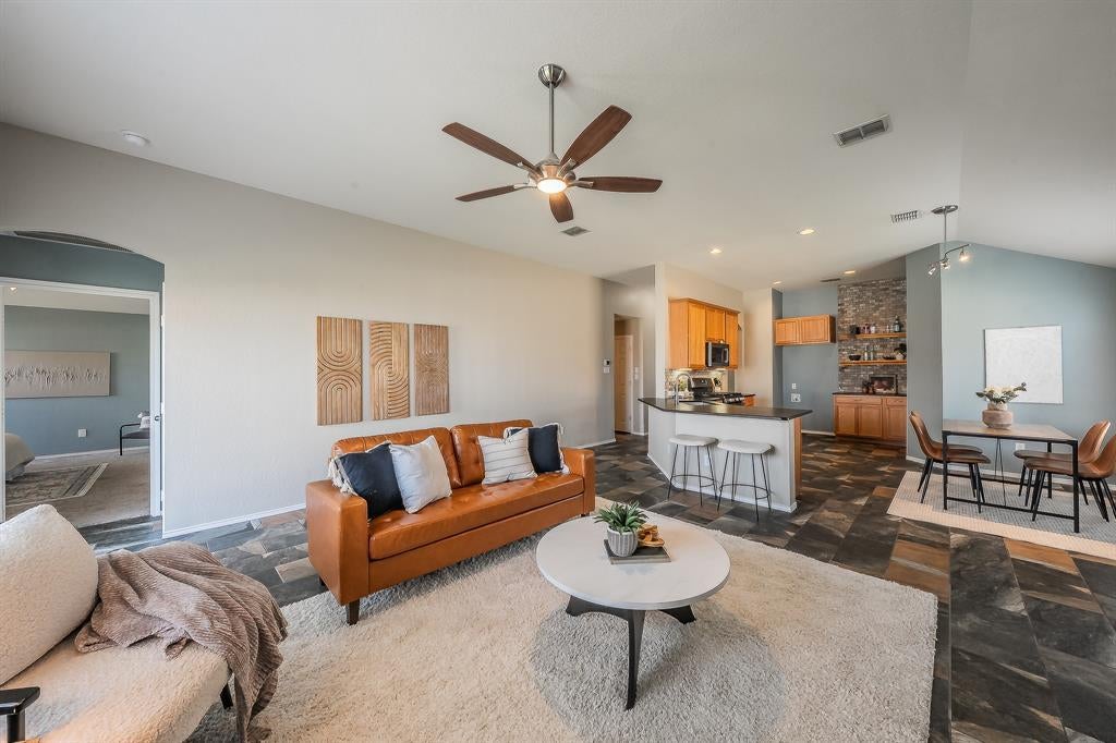 13705 Trail Break Drive, Fort Worth