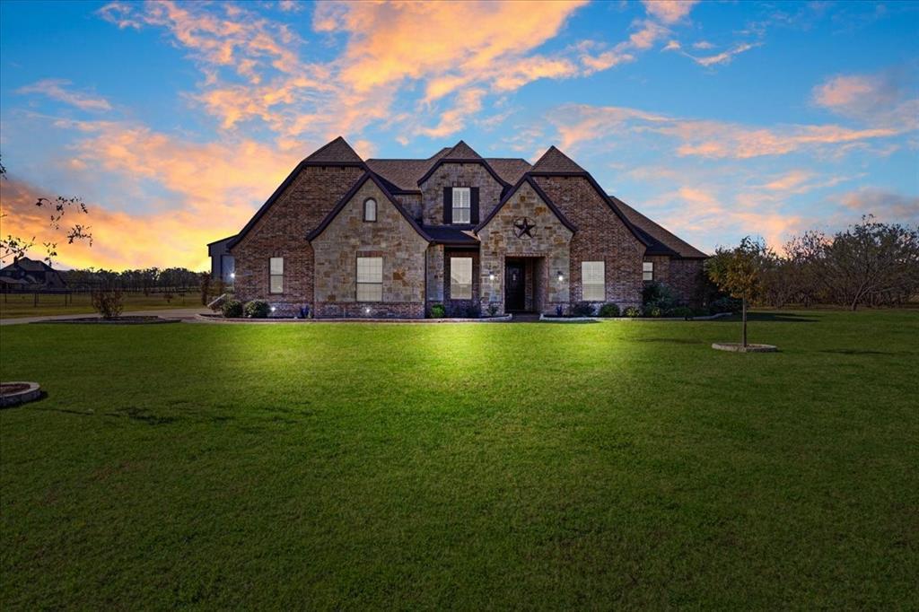 5066 White Pine Drive, Royse City