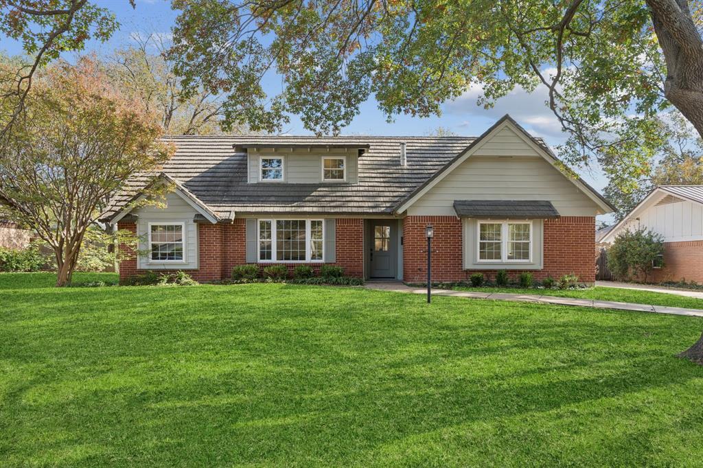 3905 Marys Creek Drive, Benbrook