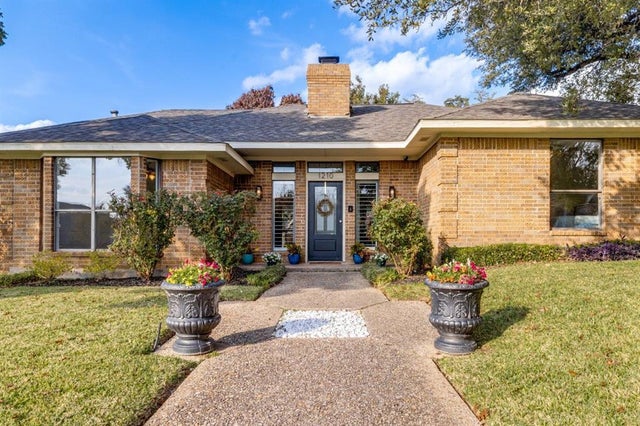 1210 Wiltshire Drive, Carrollton