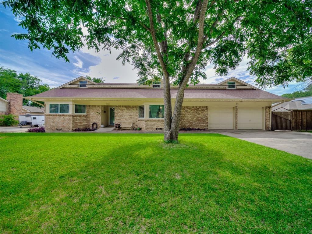 4321 Woodlake Drive, Lake Worth