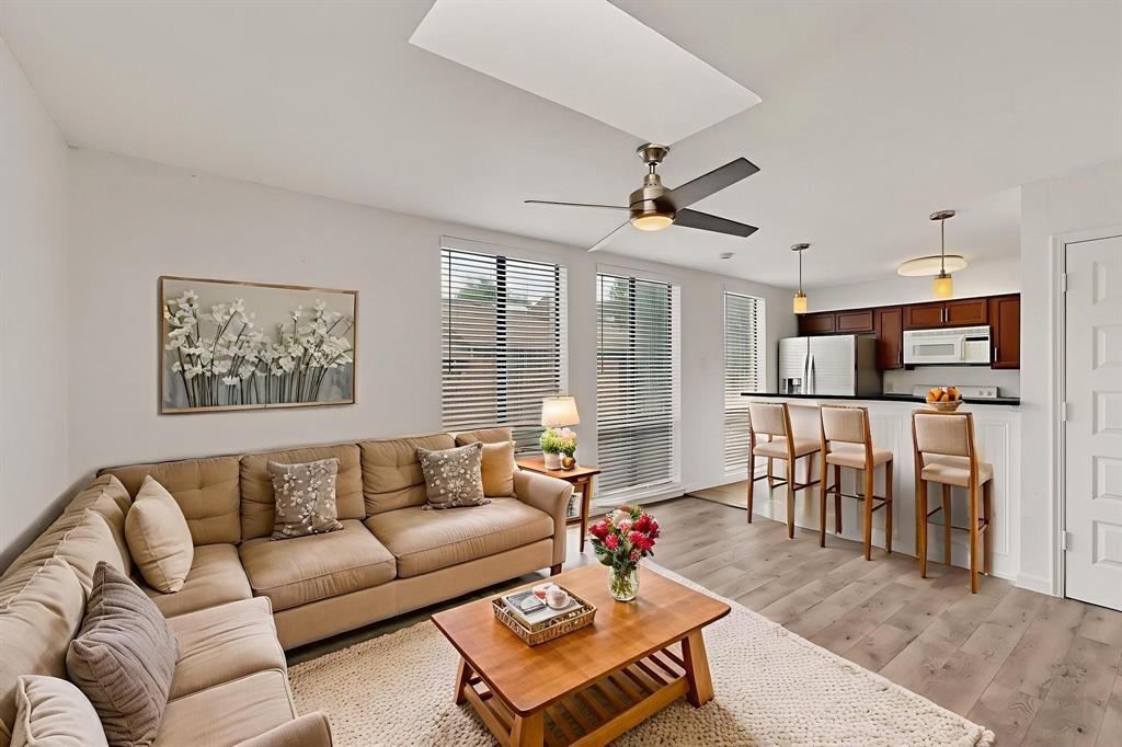 7522 Holly Hill Drive 14, Dallas