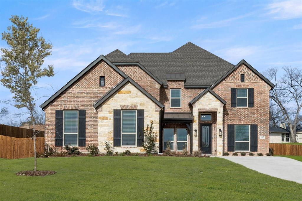 1107 Willow Lake Drive, DeSoto