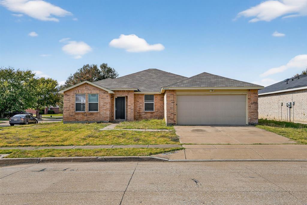 9236 Cheswick Drive, Fort Worth