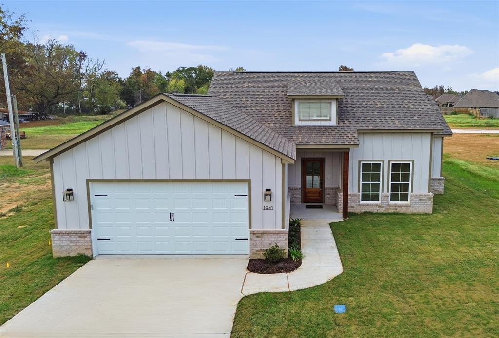 1941 Rossie Lee Drive, Bossier City