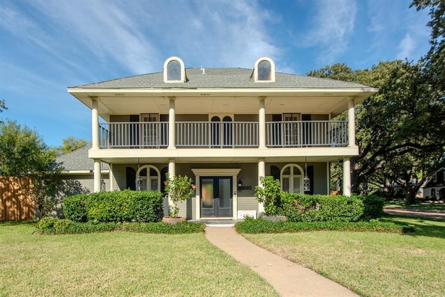 1002 Nottingham Drive, Carrollton