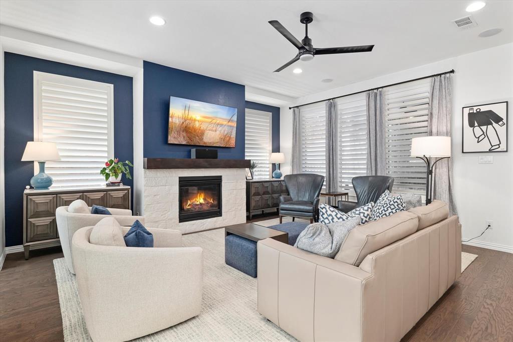 1561 William Way, Farmers Branch