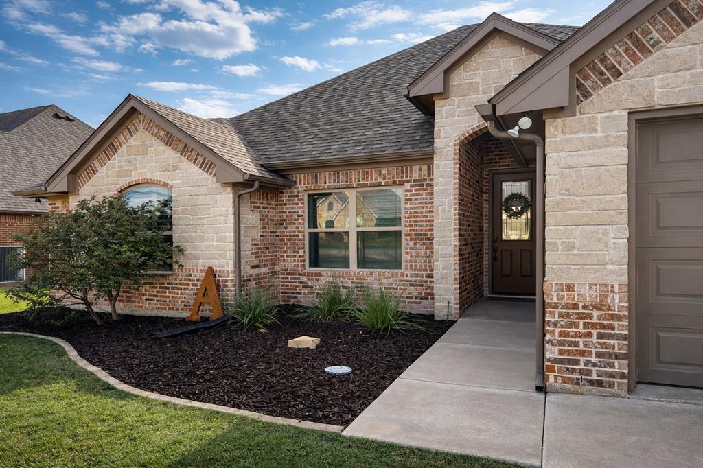 3103 White Horse Court, Granbury