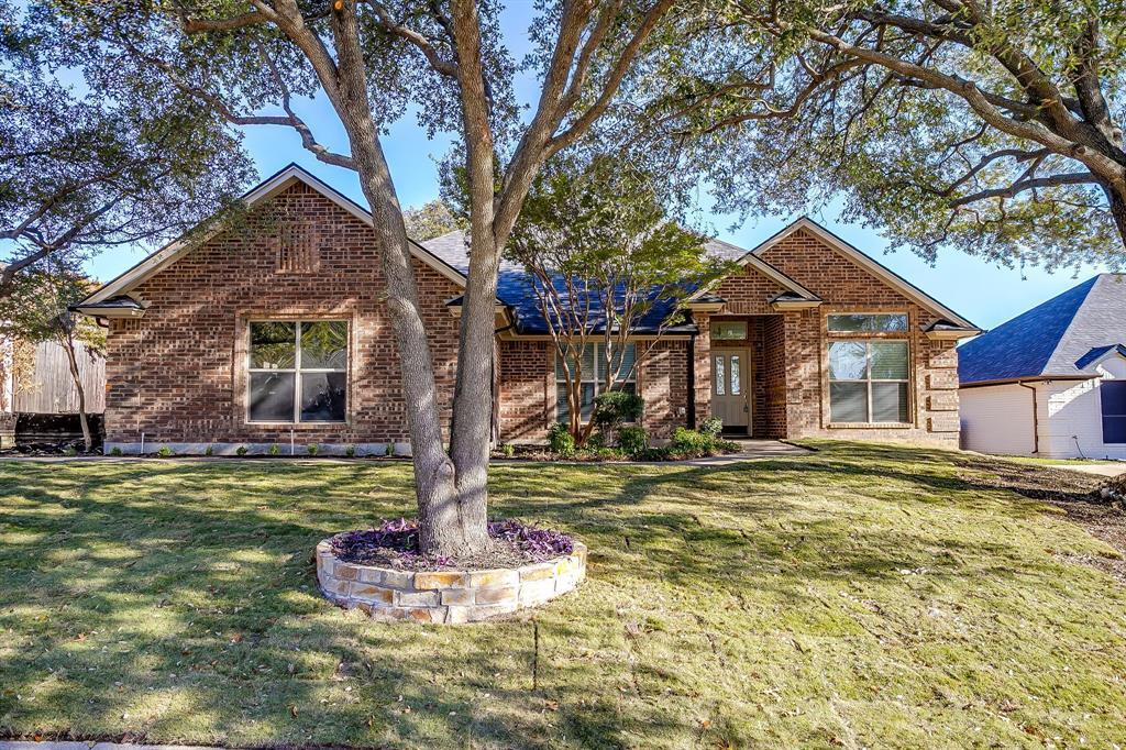 8612 Woodslane Drive, Fort Worth