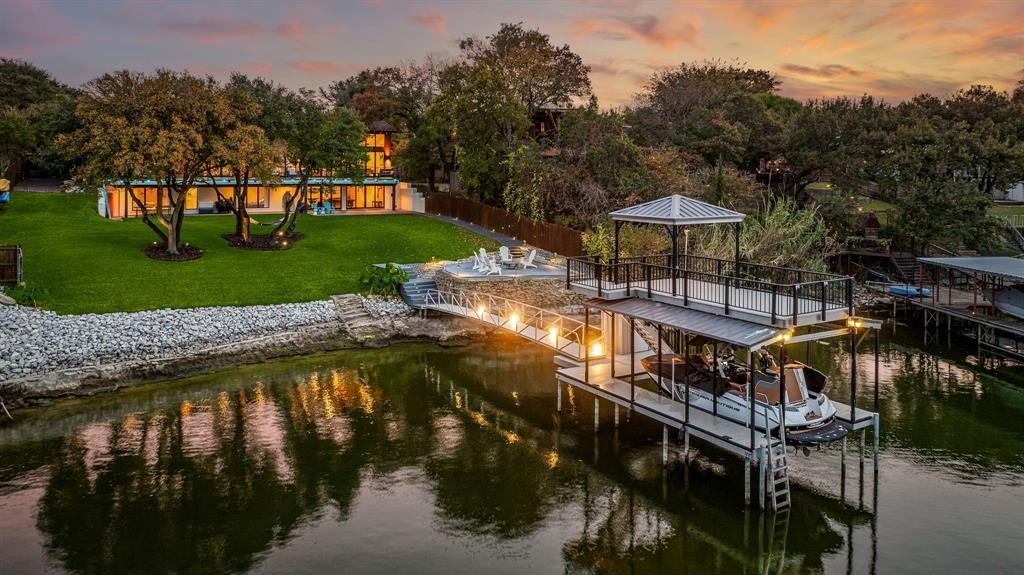 7900 Skylake Drive, Fort Worth