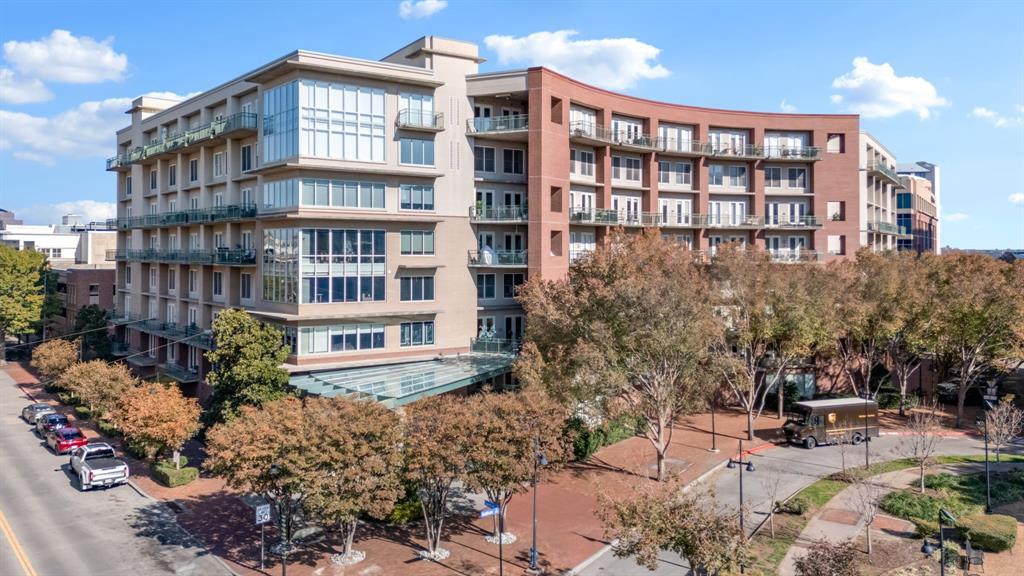 5055 Addison Circle 733, Addison