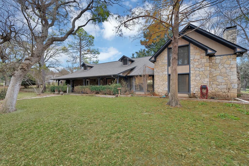 1317 Sweet Springs Road, Weatherford