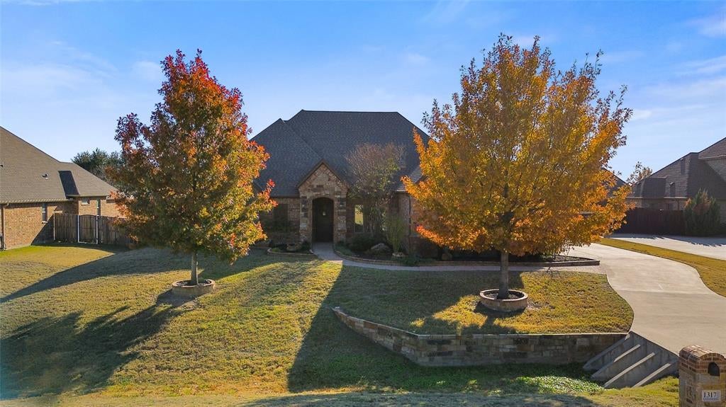 1317 Bluff Springs Drive, Fort Worth