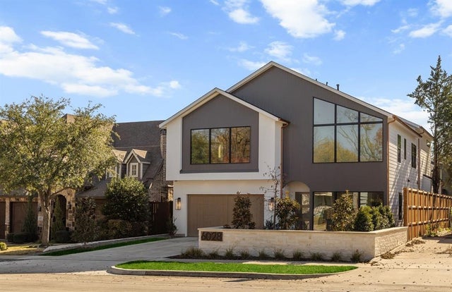 6028 Richmond Avenue, Dallas