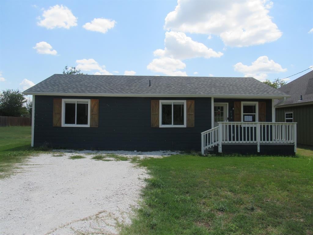 414 Matthew Street, Hillsboro