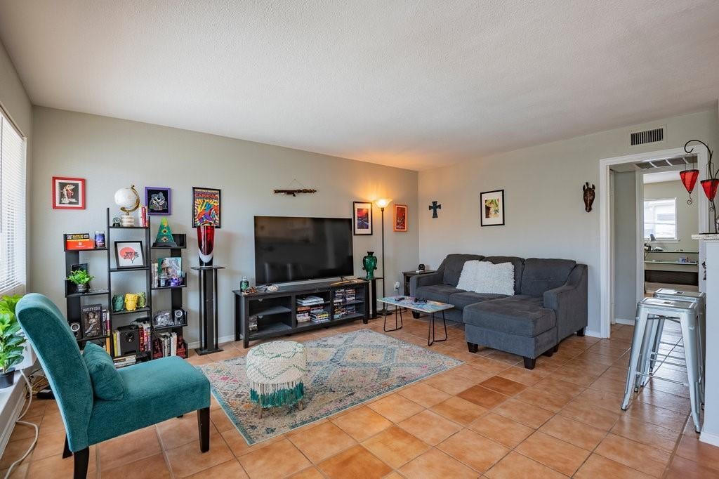 5000 Bowser Avenue 211, Dallas