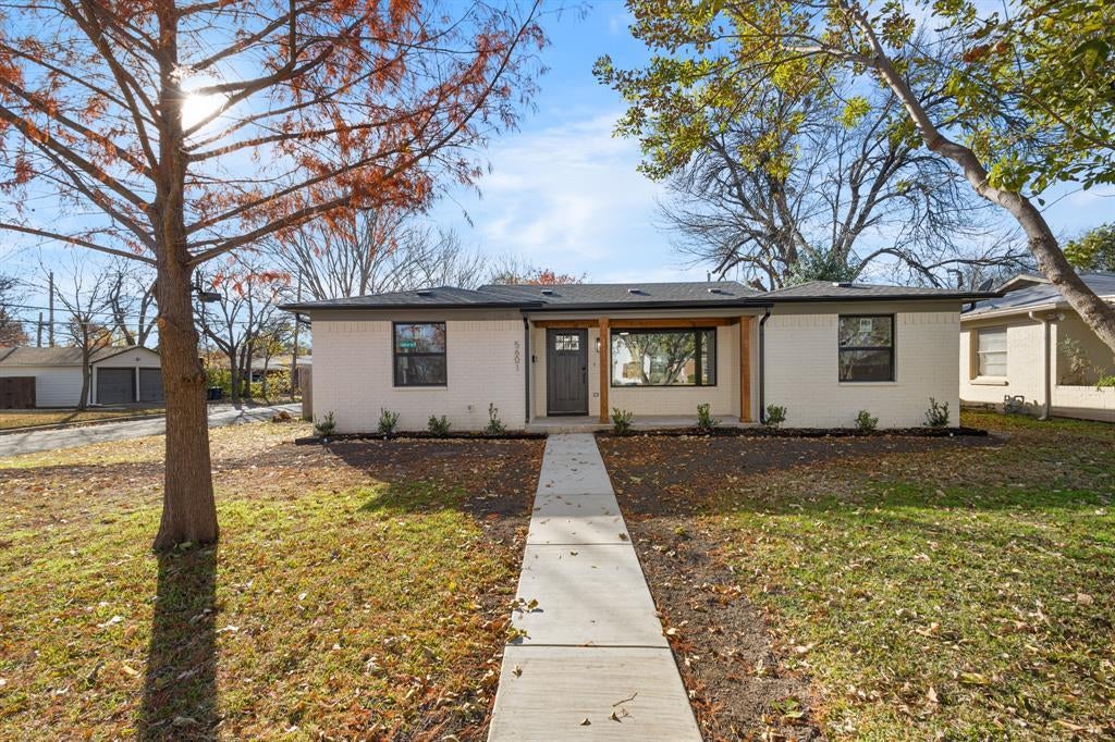 5601 Fursman Avenue, Fort Worth