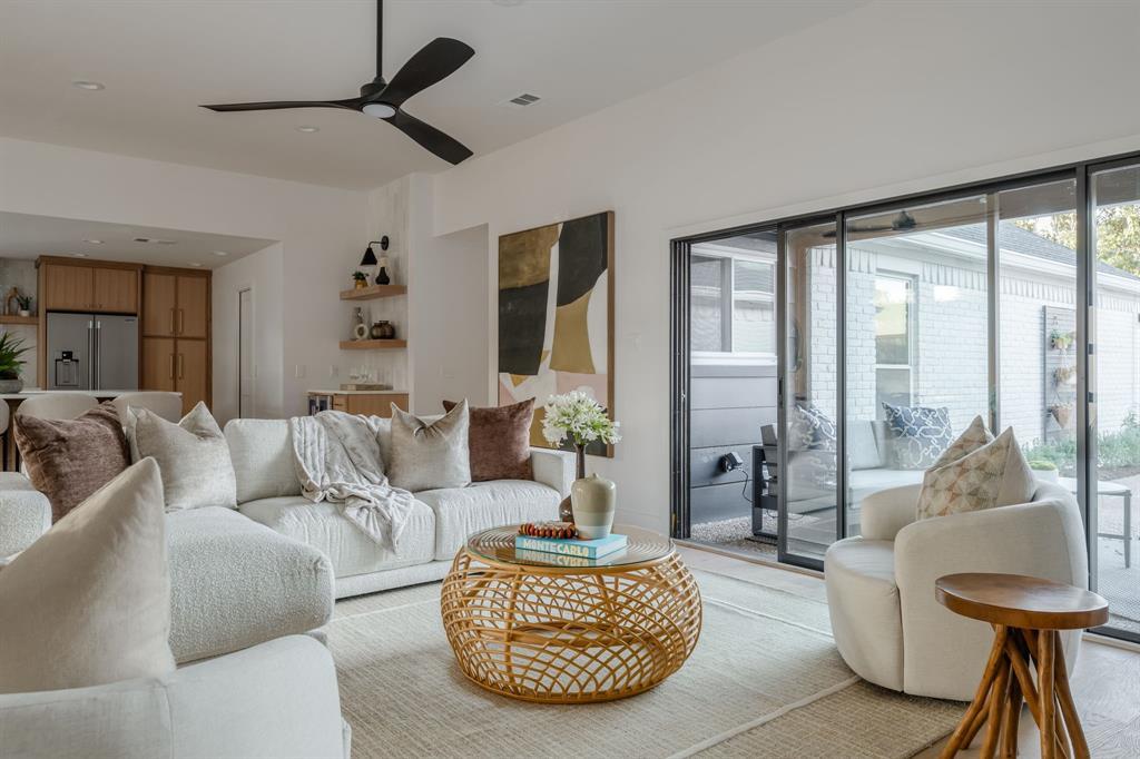 6423 Wrenwood Drive, Dallas