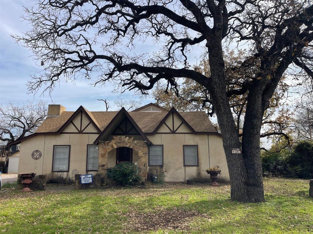 2532 Oakwood Terrace, Haltom City