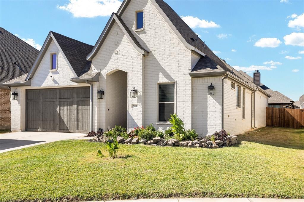 2628 Flycatcher Road, Fort Worth