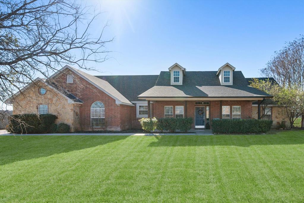 100 Ruth Court, Aledo