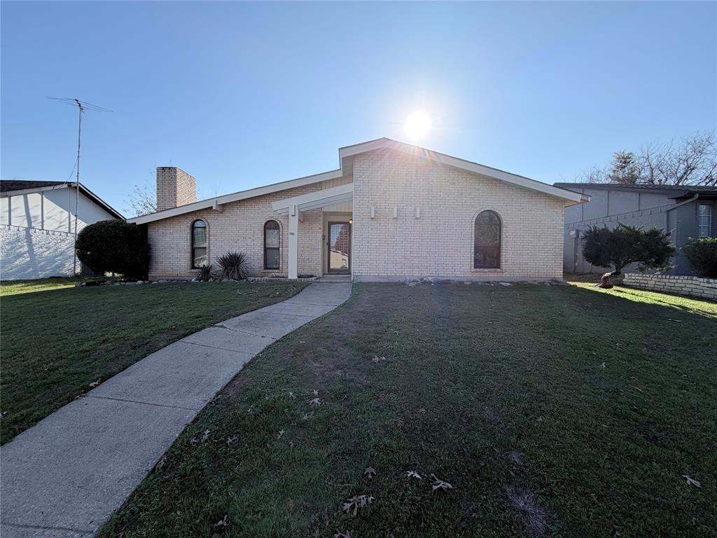 1380 Cherry Hill Lane, Lewisville