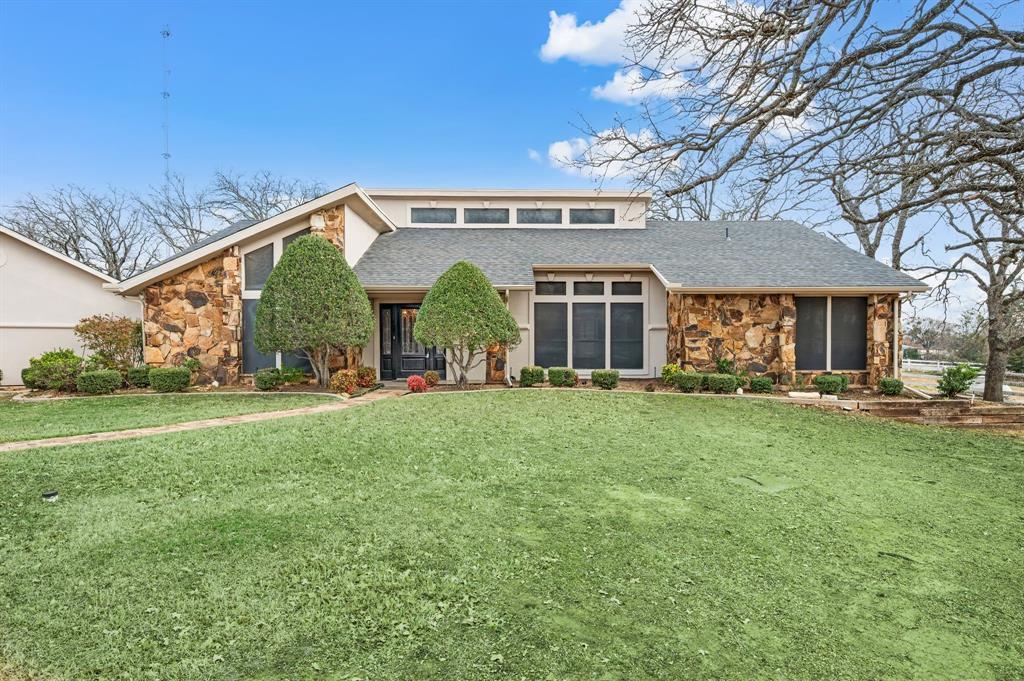 7260 Hudson Cemetery Road, Mansfield