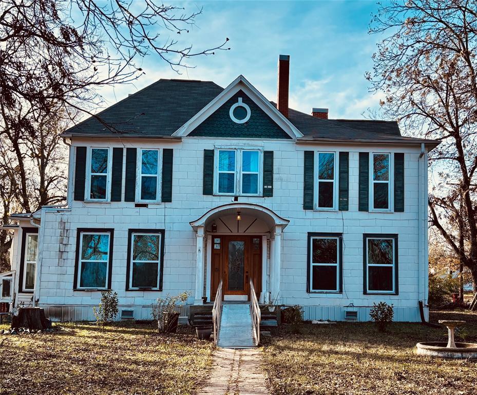 725 W 10th Street, Bonham