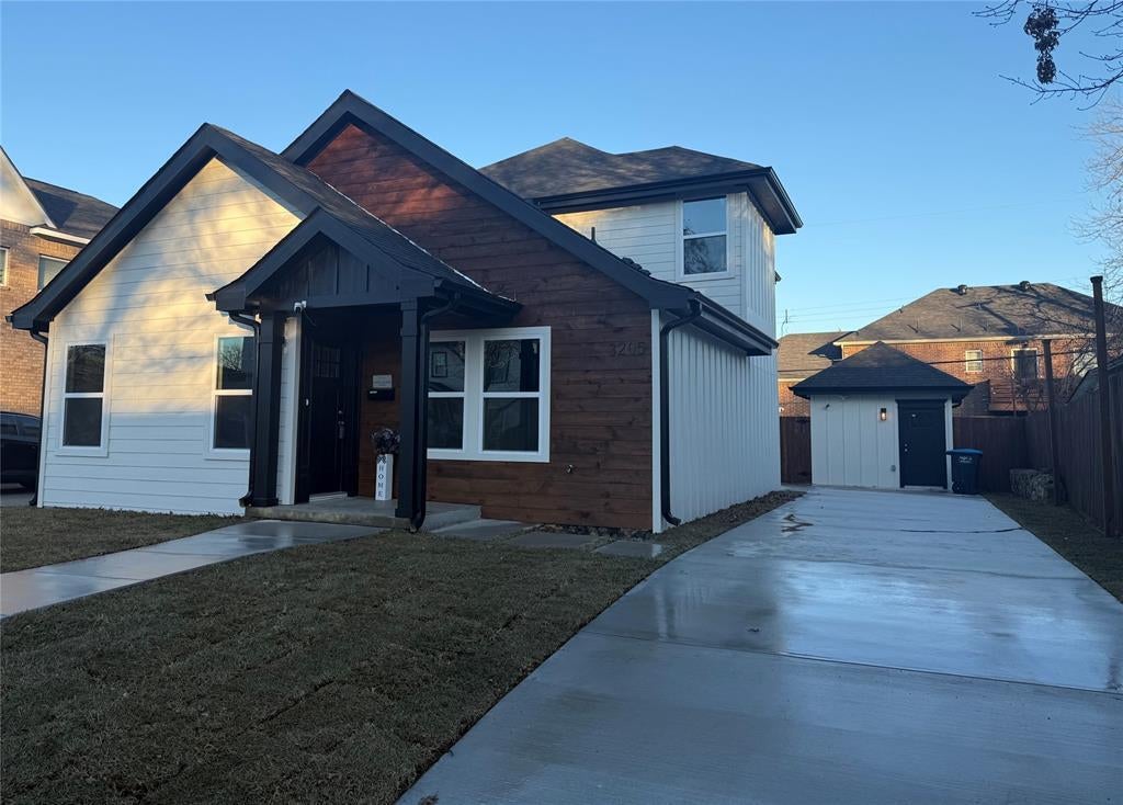3205 Waits Avenue, Fort Worth