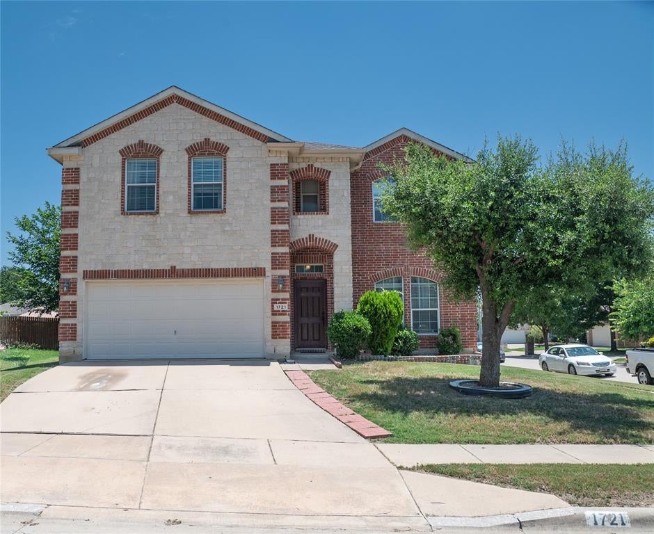 1721 Grassy View Drive, Fort Worth