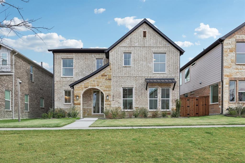3707 Pilgrims Mews, Rowlett