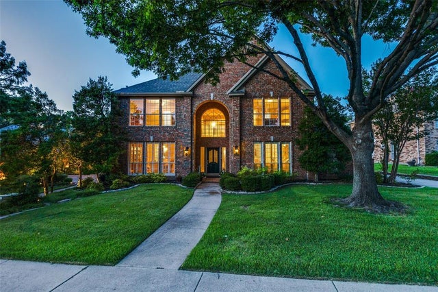2808 Roundrock, McKinney