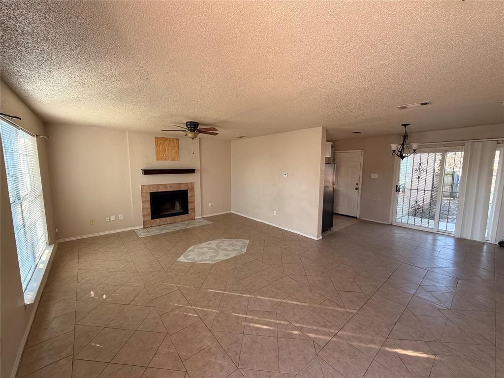 1915 Red Cloud Drive, Dallas