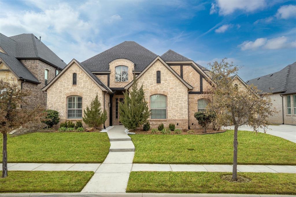 329 Nora Lane, Argyle