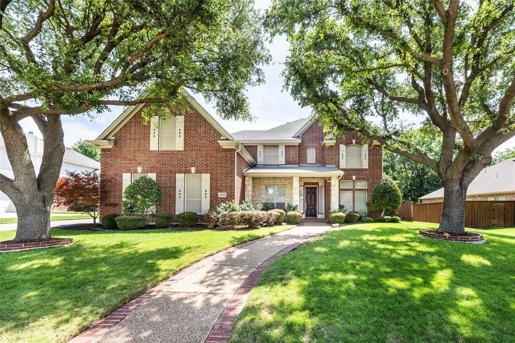 220 Justin Road, Murphy