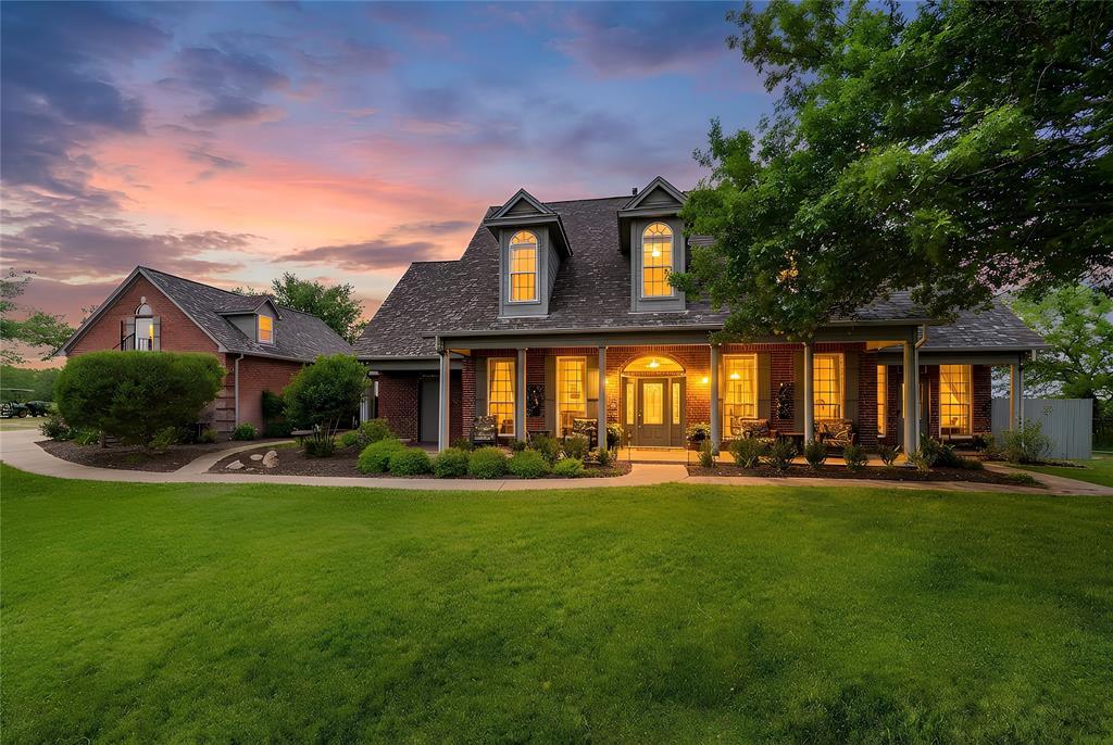 705 W Hill Drive, Aledo