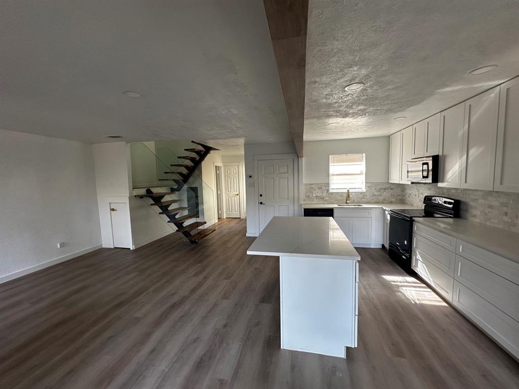 3111 Duck Creek Parkway, Garland