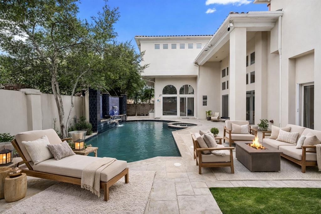 5608 Stone Cliff Court, Dallas