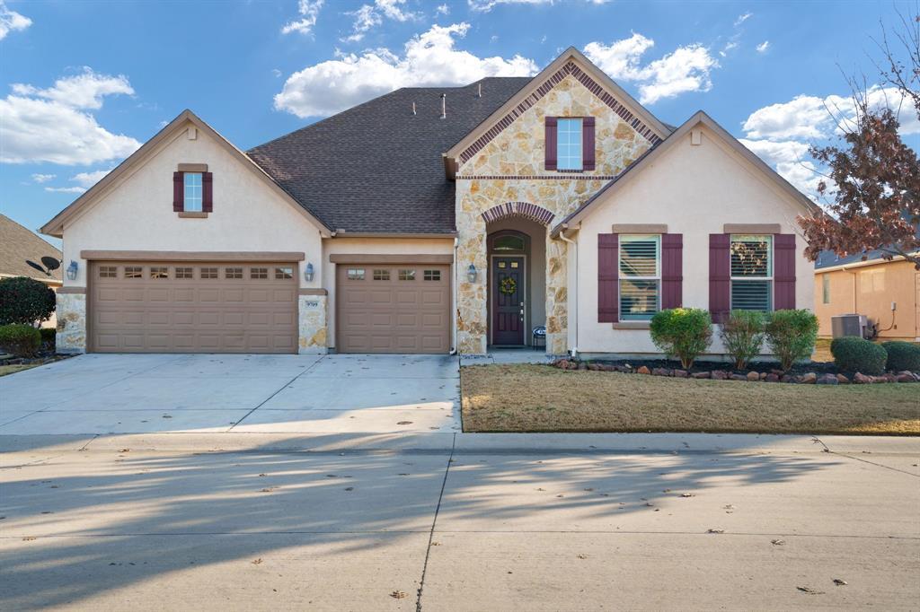 9709 Stonewood Drive, Denton