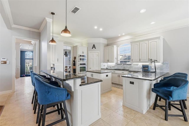 Photo of Listing #21146577