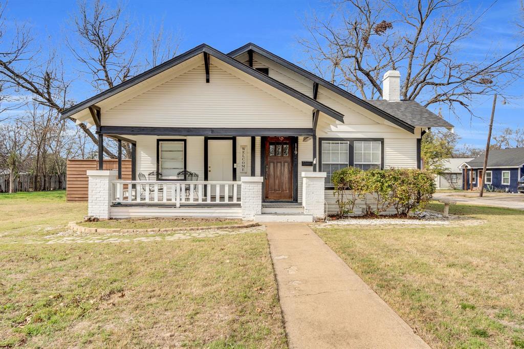 119 W University Avenue, Waxahachie