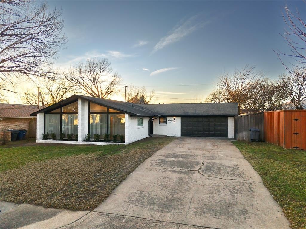 1241 Stevens Ridge Drive, Dallas