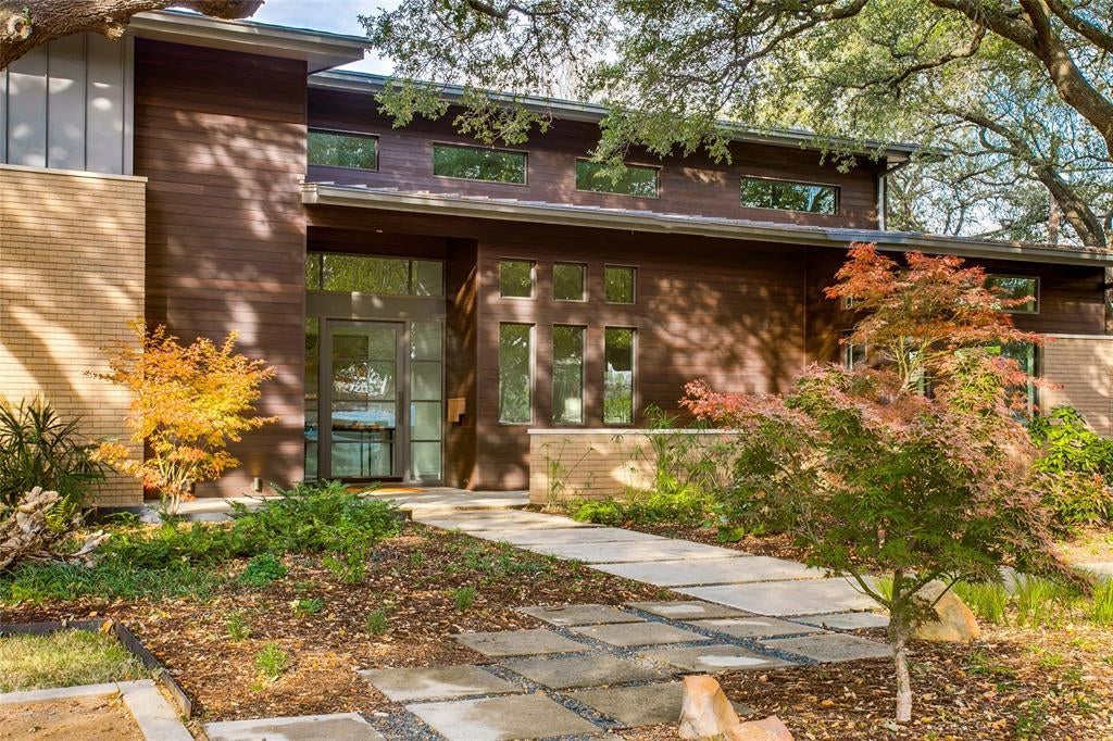 5947 Meadowcrest Drive, Dallas