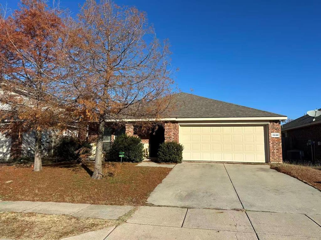 2110 Spruce Street, Anna