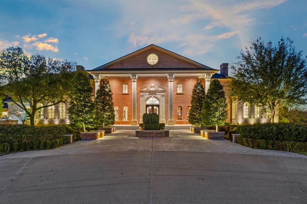 702 S White Chapel Boulevard, Southlake
