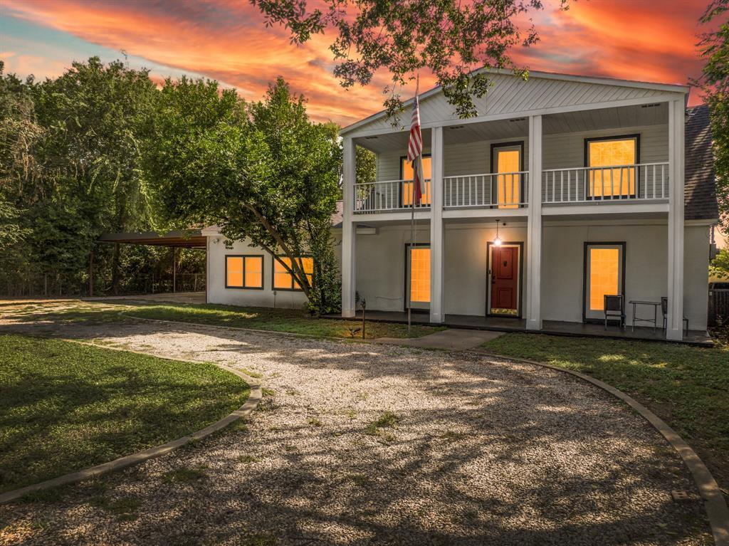 1504 Maple Street, Irving