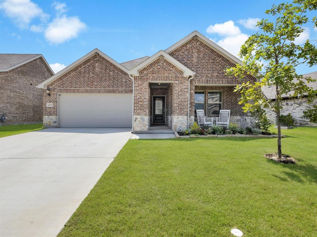6625 Denim Drive, Fort Worth