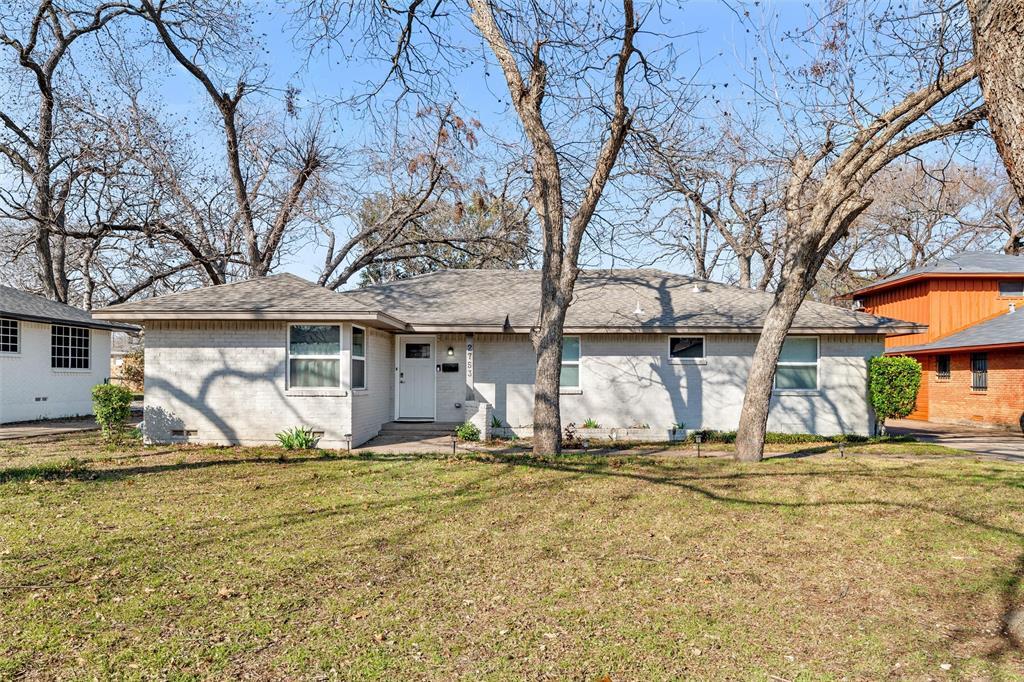 2753 Larkspur Lane, Dallas