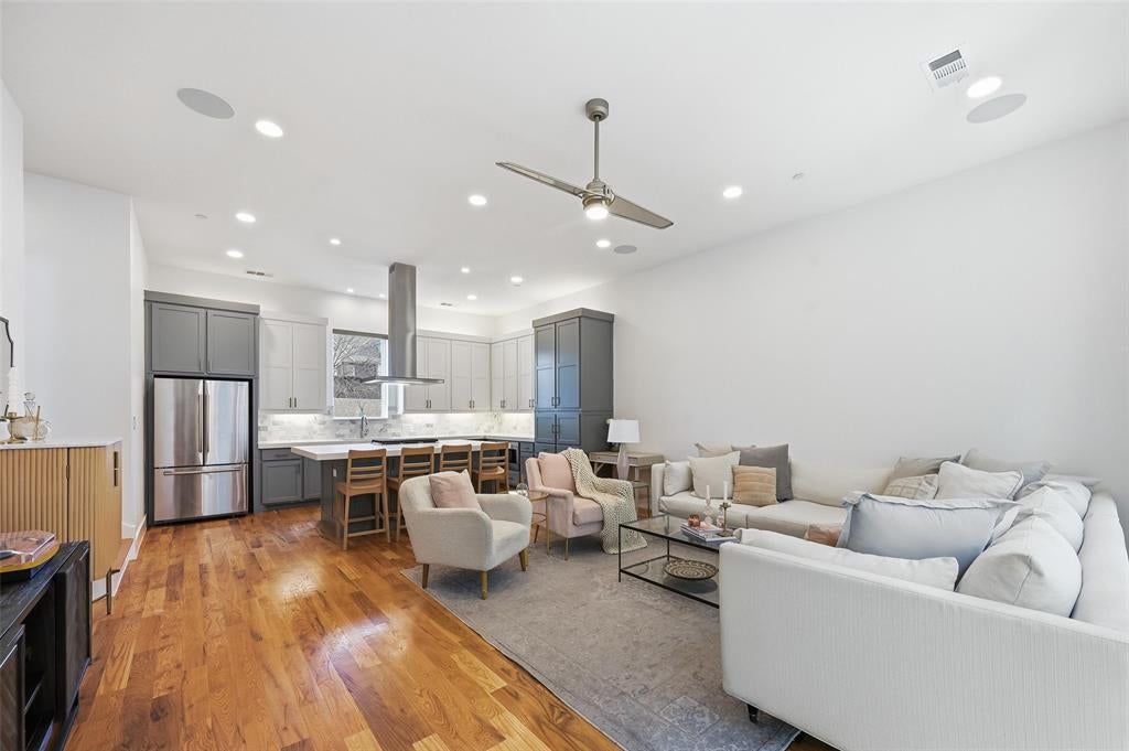 5711 Bryan Parkway 103, Dallas